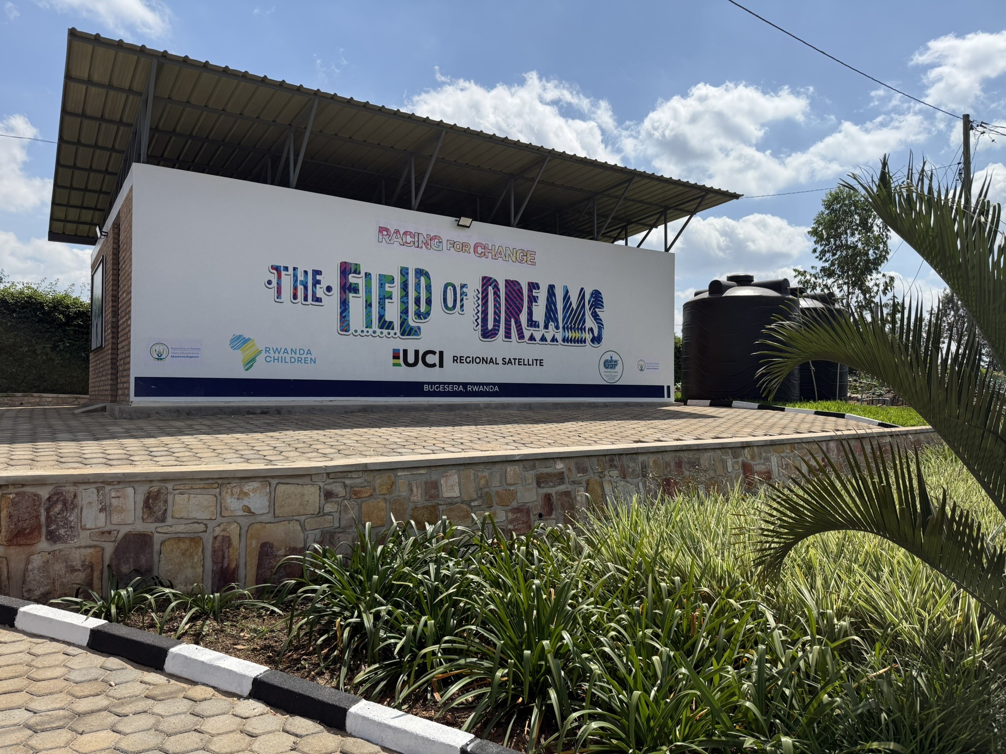 Field of Dreams cycling.